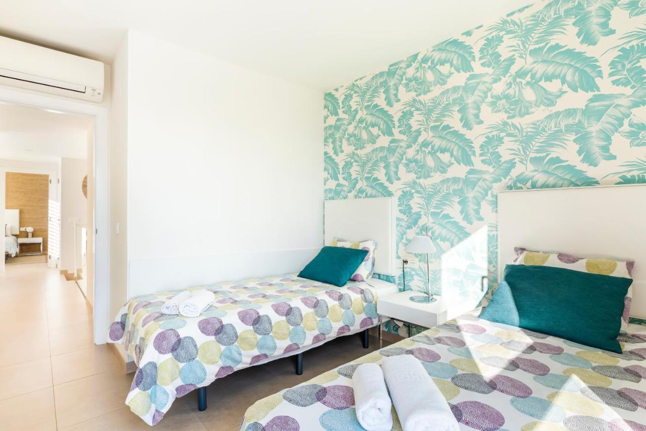 Villa Oasis Buddha Garden By Sunkeyrents 아데제 외부 사진