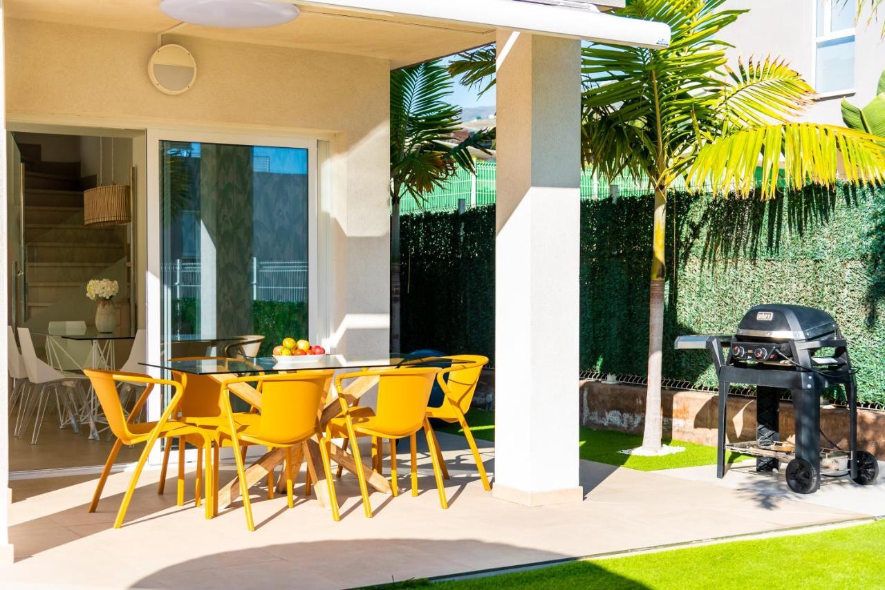 Villa Oasis Buddha Garden By Sunkeyrents 아데제 외부 사진